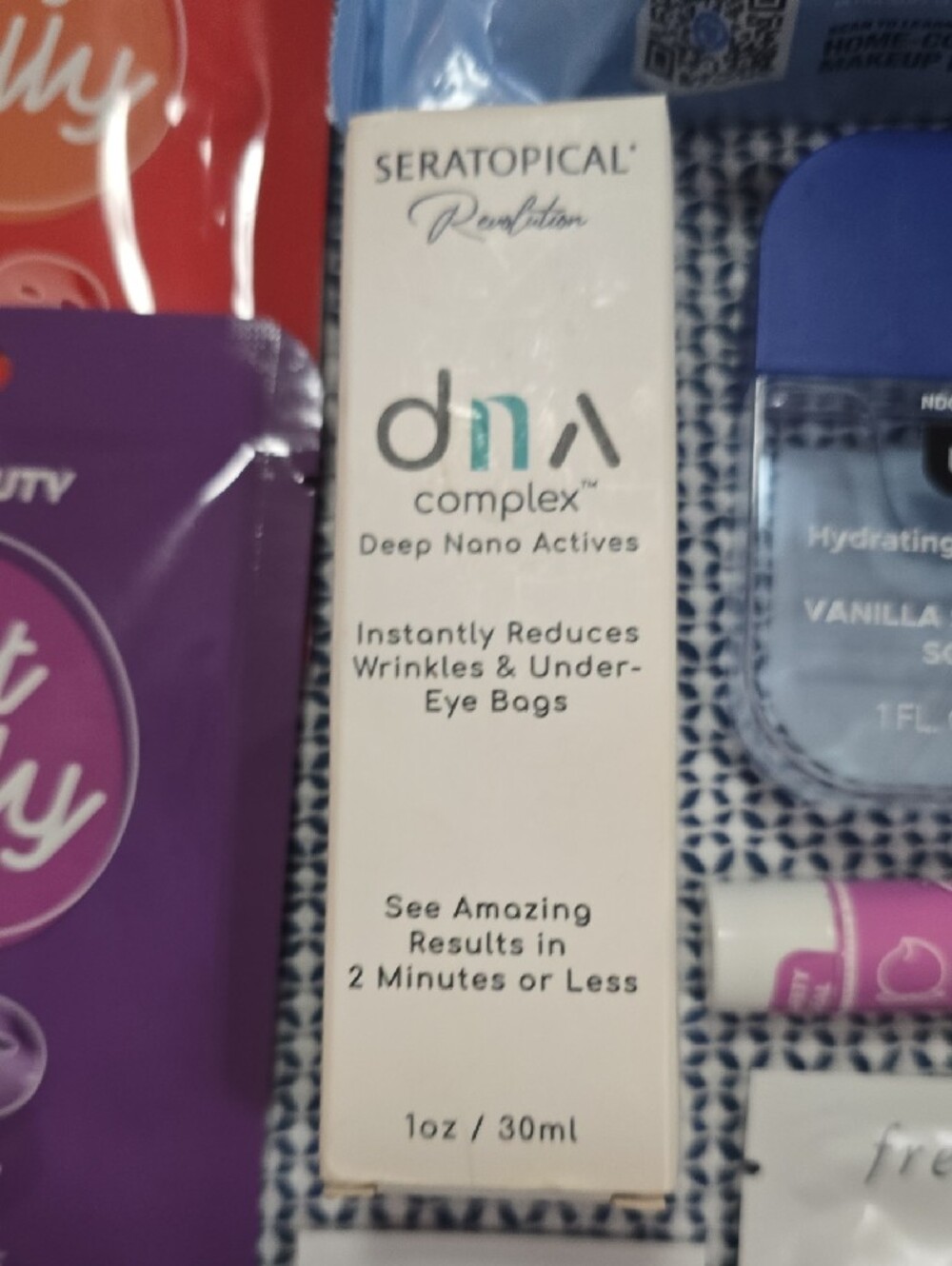 Assorted Beauty Lot Ipsy, Olay, Collagen Wrapping Mask, Makeup Remover Wipes - Picture 6 of 9